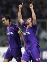 Fiorentina Lolos Lewat Penalti