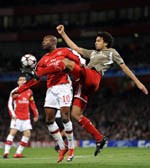 Tekuk Standard, Arsenal ke Perdelapanfinal