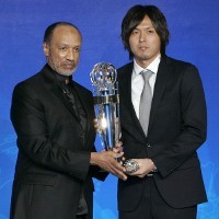 Endo Pemain Terbaik Asia 