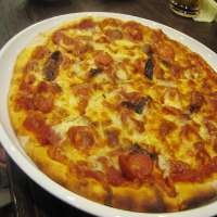 Hmm... Yummy! Mi Lembut dan Pizza Renyah