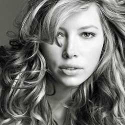 Jessica Biel Percaya Alien Eksis