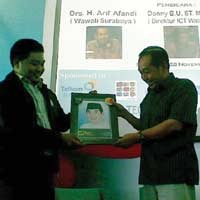 Wawali: Masyarakat Jangan Takut Berselancar di Dunia Maya