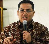 Faishal Zaini Kuliah di UI