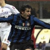 Milito Kokohkan Inter di Puncak