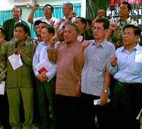 Para Aktivis Bahas Century