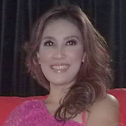 Sophie Navita Mendadak Muda di Heart-Break.com