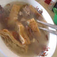 Slruup..! Uenak Tenan Timlo Sastrohartono