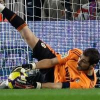 Casillas Penghuni Terbaru Klub 100