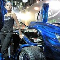 Seksinya Si Kupu-kupu Malam