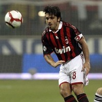 Huntelaar Sudah, Gattuso Kapan?