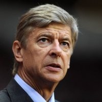 Gol Dianulir, Wenger Tuding Wasit