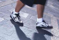 Jalan dan Bersepeda Menyelamatkan Jiwa 