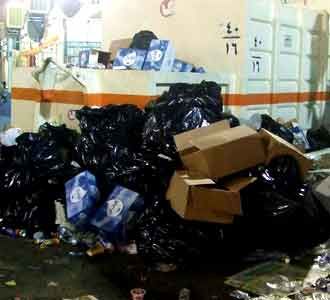 Sampah di Makkah Menggunung