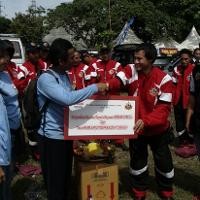 Yamaha Sumbang Rp 20 Juta untuk Anak Lumpuh