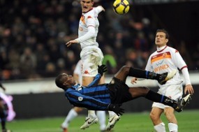 Inter Tak Berniat Lepas Balotelli