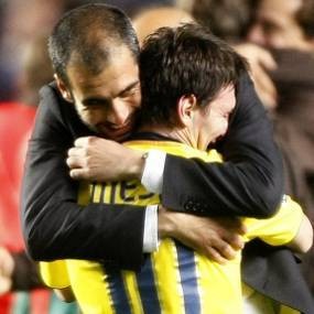 Guardiola: Messi Pantas Raih Gelar