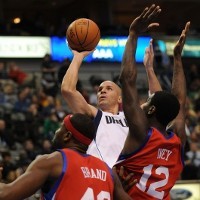 Sengit, Mavericks Atasi Sixers
