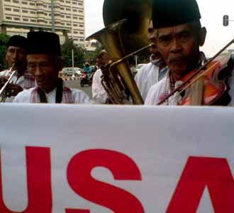 Aktivis Lingkungan Demo Kedubes AS Aktivis Lingkungan Demo Kedubes AS