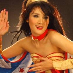 Mulan Jameela Ingin Lepas Status Janda 2010