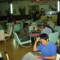 Kongkow di Toko Oen Sambil Mengenang Malang Tempo Dulu