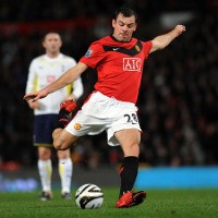 Gibson Antar MU Singkirkan Spurs