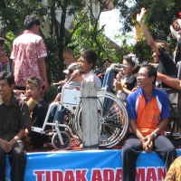 Di Solo, Hari Penyandang Cacat Diperingati Meriah