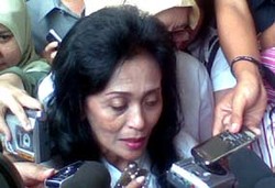 Repot Ngurus Rumah, Ida Jarang Hadiri Sidang Antasari