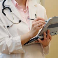 Dokter Panen Ajakan Kencan Pasien via Facebook