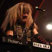 Lagu Ucok AKA Menggema di Radio