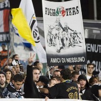 Rasis = Menghina Legenda Juve