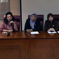 Kritik Keputusan PT Banten, DPD Sumbang Prita Rp 50 Juta