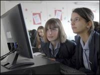 Akrab Teknologi, Modal Jadi Penulis Jempolan