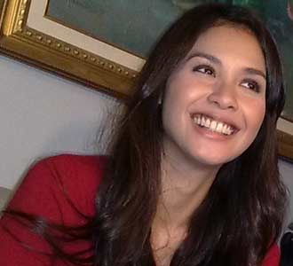 Marsha Timothy Digandeng Hello