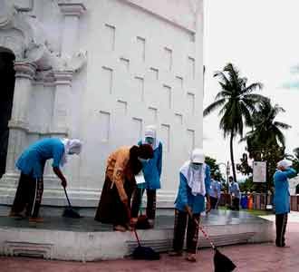 Bakti Sosial di Masjid Agung Banten