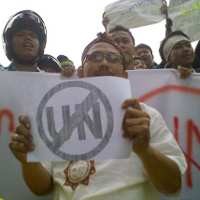 Tolak UN, 200 Lebih Pelajar SMA Kembali Beraksi di Gedung Sate