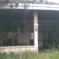 Polisi Kepung Rumah di Jl Gandapura 33