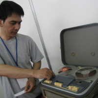 Radio Antik Dikoleksi Orang-orang Sukses