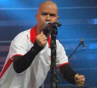 Ahmad Dhani Botak Licin!