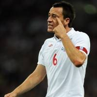 Terry Bidik Kemenangan di Laga Pembuka 