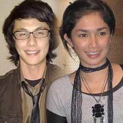 Gandengan Tangan, Andika Pratama & Ussy Go Public