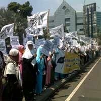 HTI Minta Kasus Bank Century Diselesaikan 