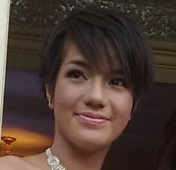 Vokalis Kuburan Santai Dibilang Hamili Sheila Marcia