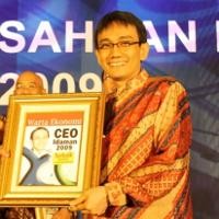 Presdir XL Sabet Gelar CEO Idaman 