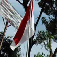 Sambutan Upacara Bendera Terlalu Lama, 25 Siswa Pingsan