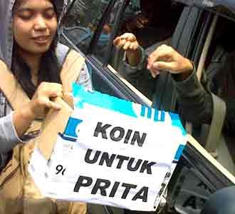 Koin untuk Prita di Semarang