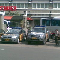 Jalan Belum Ditutup, Aparat Keamanan Siaga Sejak Pagi