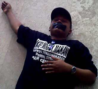 Aksi Mogok Makan di DPR