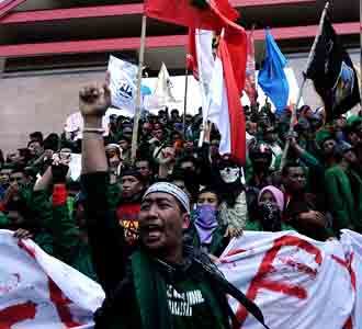 Perayaan Hari Antikorupsi di Makassar