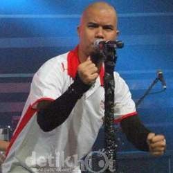 J-Rocks: Ahmad Dhani Jenius