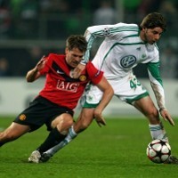 Owen Hattrick, MU Menang 3-1